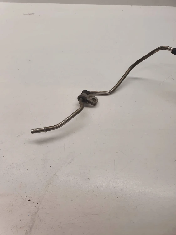 RURKA PRZEWÓD OPARÓW AUDI VW 2,0 TDI 03L131605H