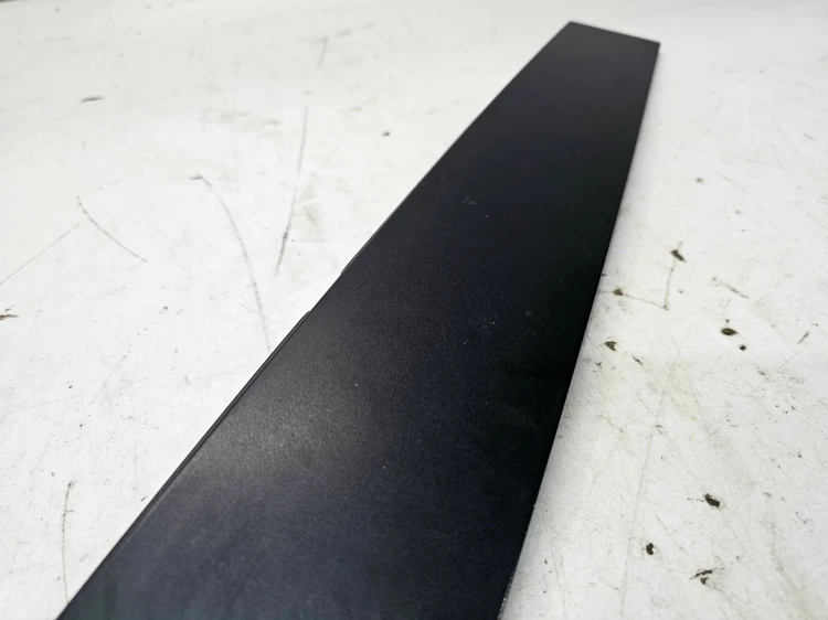 NAKŁADKA OSŁONA DRZWI LEWY PRZÓD AUDI Q5 8R 8R0837901Q CZARNY MAT