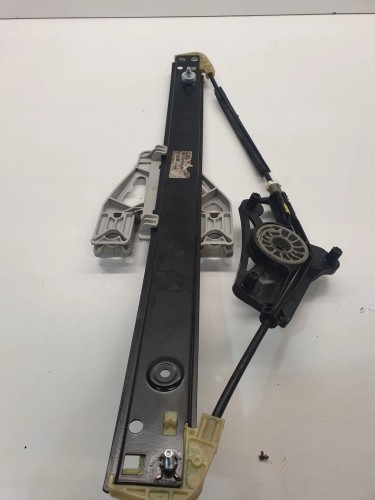 MECHANIZM SZYBY PRAWY TYŁ AUDI A6 C7 4G0839462