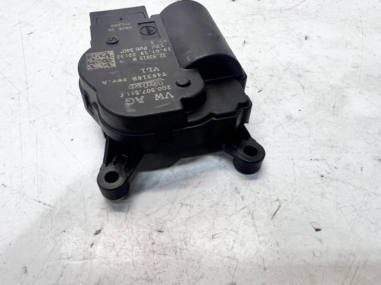 SILNICZEK NAGRZEWNICY AUDI VOLKSWAGEN SEAT SKODA 2Q0907511F