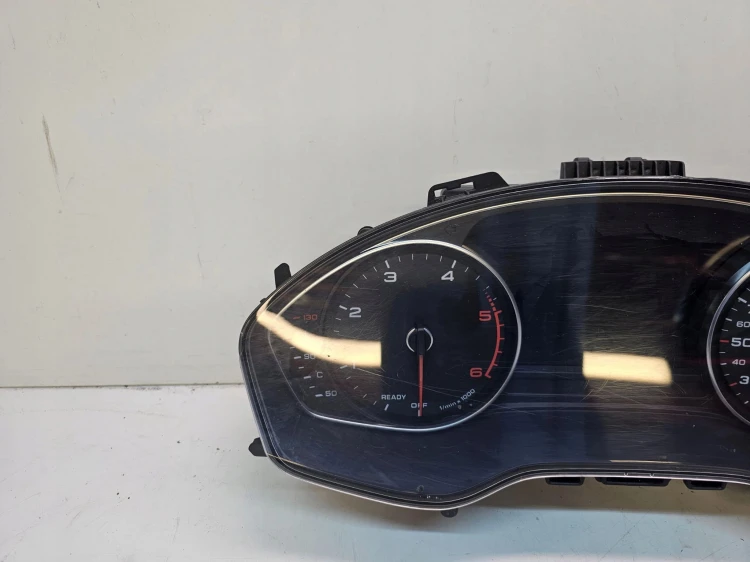 LICZNIK ZEGARY AUDI A4 B9 2.0 TDI 8W5920781B EUROPA