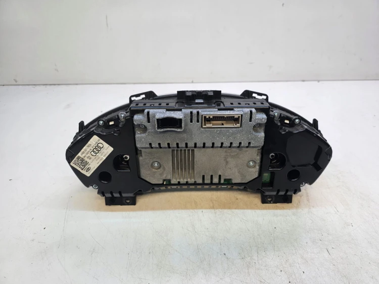LICZNIK ZEGARY AUDI A4 B9 2.0 TDI 8W5920781B EUROPA