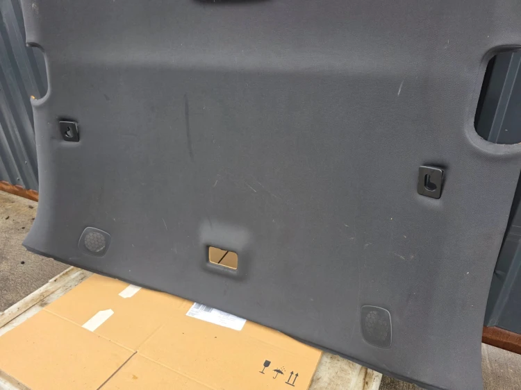 PODSUFITKA AUDI Q7 4L 4L0867505H K23 SOUL S LINE KOMPLET !!!