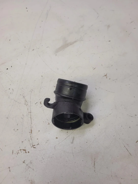 KRÓCIEC SSĄCY TURBINY AUDI VW SEAT 3C0129635
