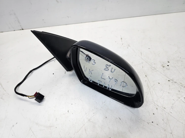 LUSTERKO ZEWNĘTRZNE PRAWE AUDI Q3 8U 6 PIN LY9B UK
