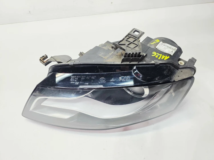 REFLEKTOR LAMPA LEWY PRZÓD BI XENON LED AUDI A4 B8 8K0941029C EU 11/26