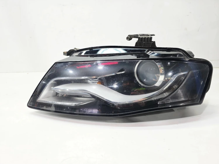 REFLEKTOR LAMPA LEWY PRZÓD BI XENON LED AUDI A4 B8 8K0941029C EU 11/26