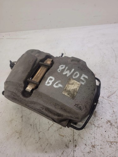 ZACISK HAMULCOWY LEWY PRZÓD AUDI A4 A5 8W05BG 973