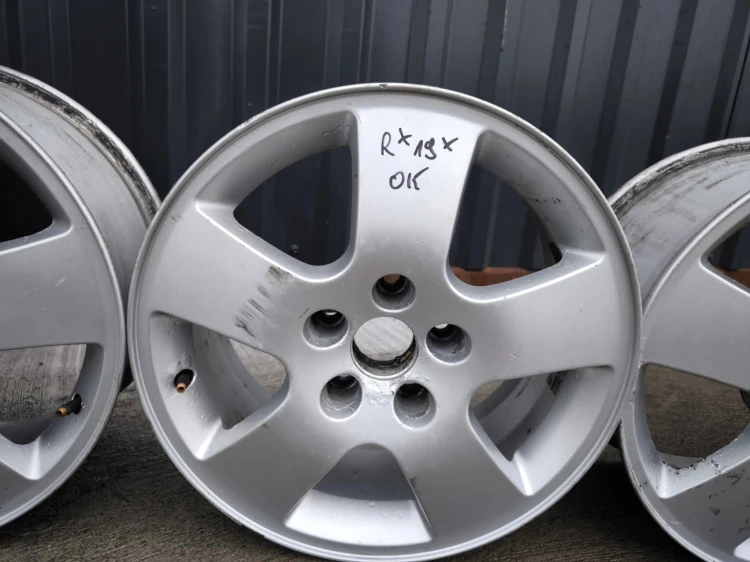 FELGI FELGA KOMPLET VW SKODA AUDI A4 A6 ITP 7.0J R16 ET45 4B0601025F R*19*