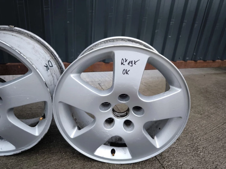 FELGI FELGA KOMPLET VW SKODA AUDI A4 A6 ITP 7.0J R16 ET45 4B0601025F R*19*