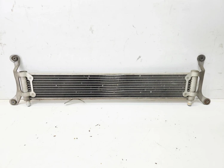 DODATKOWA CHŁODNICA PŁYNU WODY AUDI Q7 4L 4.2 TDI 7L6121212B