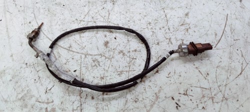 CZUJNIK TEMPERATURY SPALIN AUDI A4 A5 04L919529E