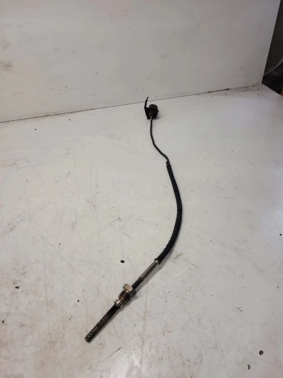CZUJNIK TEMPERATURY SPALIN AUDI VW 8K0906088