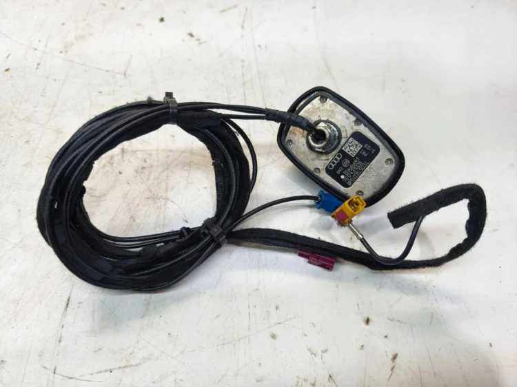 ANTENA LOTKA GPS REKIN AUDI A3 8P 8P0035503L MAT ORYGINAŁ