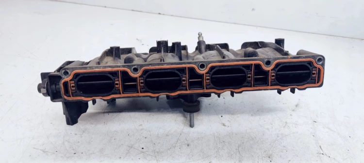 KOLEKTOR SSĄCY AUDI A6 C6 2.0 TFSI BPJ 06D133192B