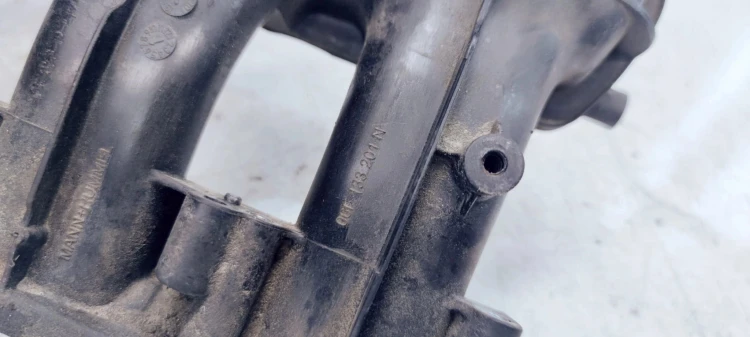 KOLEKTOR SSĄCY AUDI A6 C6 2.0 TFSI BPJ 06D133192B