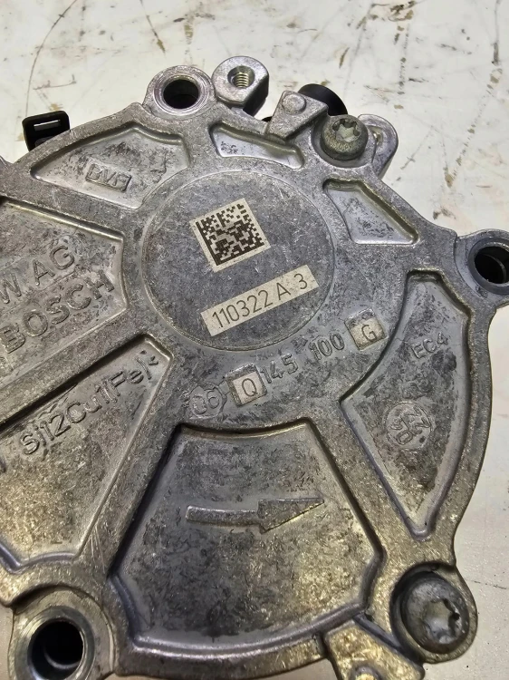POMPA VACUM AUDI S3 GOLF VIII 2.0 TFSI 06Q145100G