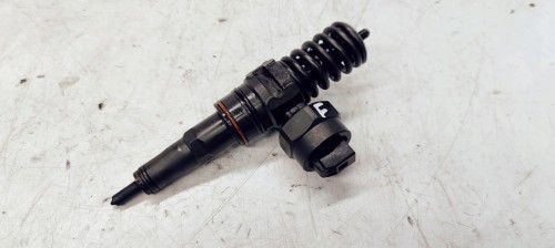 POMPOWTRYSKIWACZ AUDI VW 1.9 TDI 038130073F