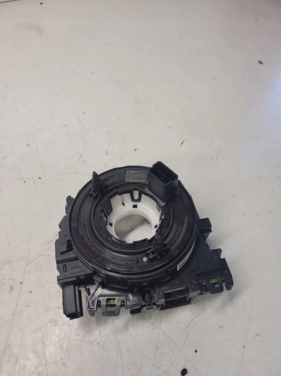 TAŚMA ZWIJAK PODUSZKI MODUŁ AUDI A3 8V 5Q0953549A