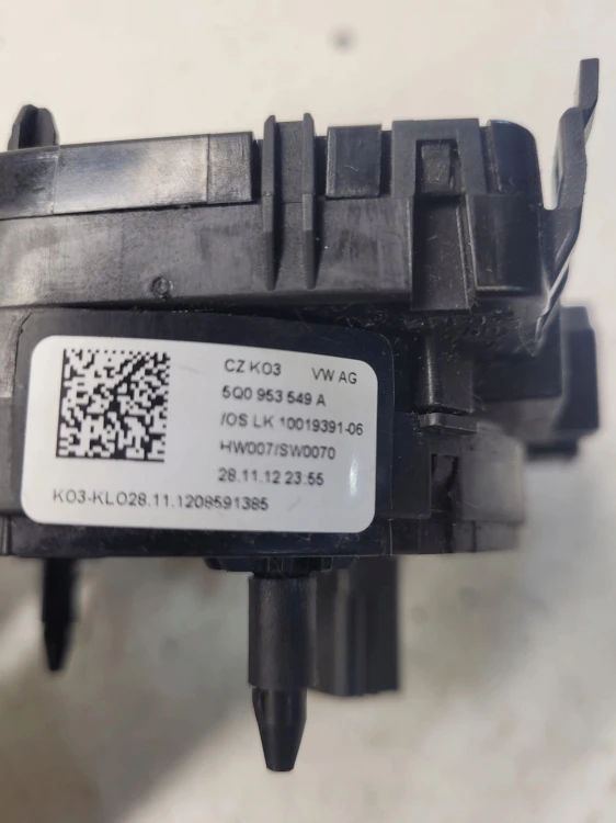 TAŚMA ZWIJAK PODUSZKI MODUŁ AUDI A3 8V 5Q0953549A