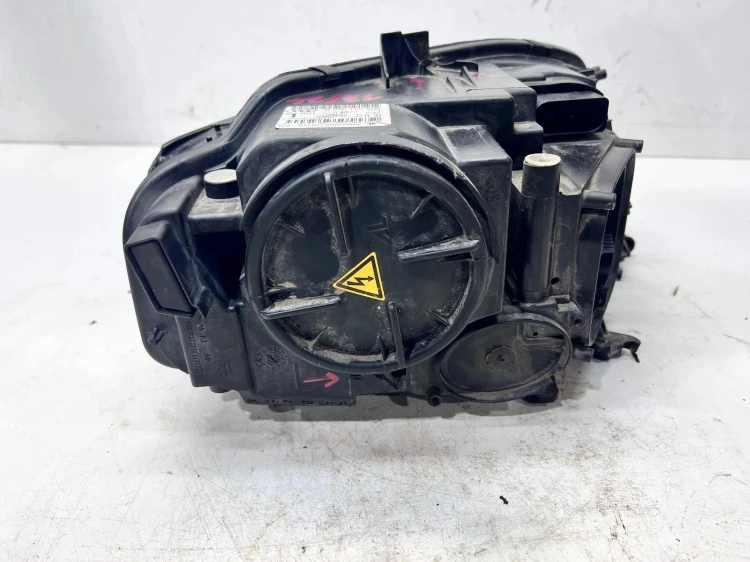 REFLEKTOR LAMPA XENON LEWY PRZÓD AUDI A4 B8 8K0941003G 13/26